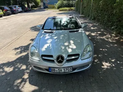 Gebraucht Mercedes SLK200 163 PS (119 kW) 2004 Iridiumsilber Cabrio