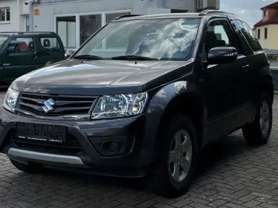 Gebraucht Suzuki Vitara Comfort 129 PS (94 kW) 2014 Grau SUV