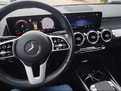 Gebraucht Mercedes GLB200 Progressive 163 PS (119 kW) 2020 Weiß SUV