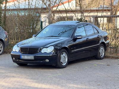 Gebraucht Mercedes C220 105 PS (77 kW) 2001 Blau Limousine