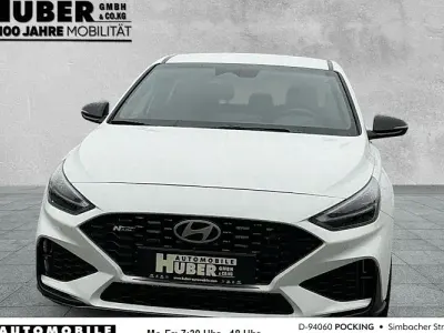 Neu Hyundai i30 N Line 150 PS (110 kW) 2025 Weiß Limousine