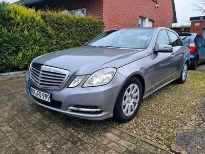 Mercedes E200