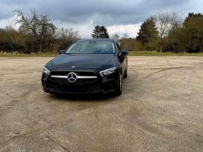 Usata Mercedes A180 116 CV (85 kW) 2018 Nero Utilitaria