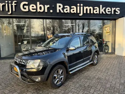 Gebraucht Dacia Duster Prestige 126 PS (92 kW) 2015 Schwarz SUV