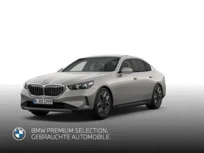 Gebraucht BMW 520 M Sport 190 PS (139 kW) 2024 Grau Limousine