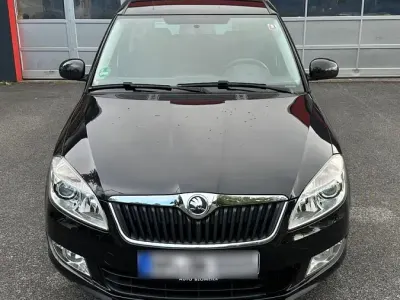 Gebraucht Skoda Roomster 104 PS (76 kW) 2013 Schwarz Van / Kleinbus