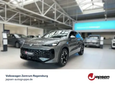 Ny VW T-Roc R-line 150 HK (110 kW) 2026 Grå SUV
