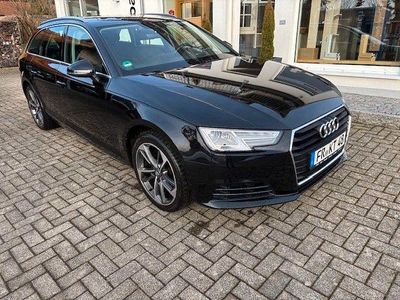 Schwarz Gebraucht 2015 Audi A4 Kombi | 16.200 € (Etwas zu teuer)