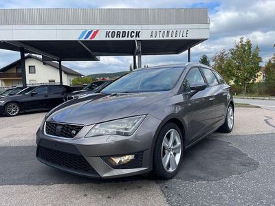 Grau Gebraucht 2016 Seat Leon ST 4Drive Kombi | 11.900 € (Guter Preis)