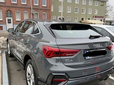 Gebraucht Audi Q3 Sportback Sport 150 PS (110 kW) 2022 Schwarz SUV