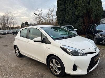 Usata Toyota Yaris Hybrid Comfort 75 CV (55 kW) 2012 Bianco Utilitaria