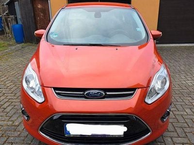 Rot Gebraucht 2011 Ford C-MAX Titanium Van / Kleinbus | 5.490 € (Guter Preis)
