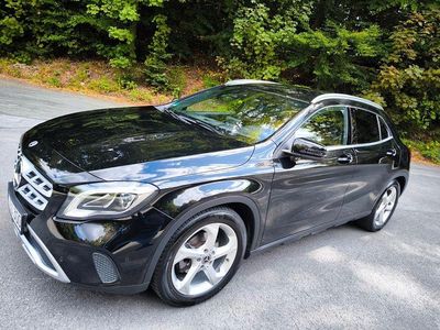 Gebraucht Mercedes GLA180 122 PS (89 kW) 2019 Schwarz SUV