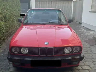 Gebraucht BMW 318 Cabriolet 113 PS (83 kW) 1991 Rot Cabrio