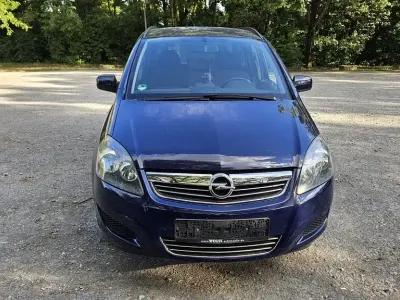 Gebraucht Opel Zafira Family 140 PS (102 kW) 2013 Blau Van / Kleinbus