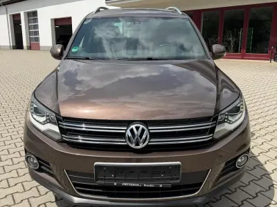 Gebraucht VW Tiguan 160 PS (117 kW) 2012 Braun SUV