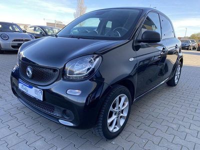 Gebraucht Smart ForFour Basis 71 PS (52 kW) 2015 Schwarz Kleinwagen