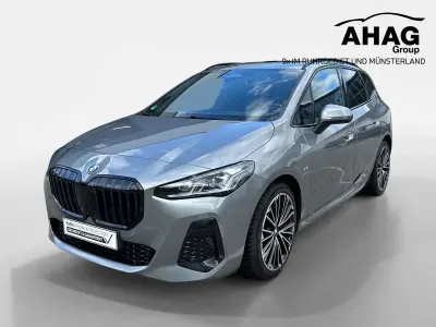 Gebraucht BMW 220 Active Tourer Efficient Dynamics 170 PS (125 kW) 2022 Schwarz Van / Kleinbus