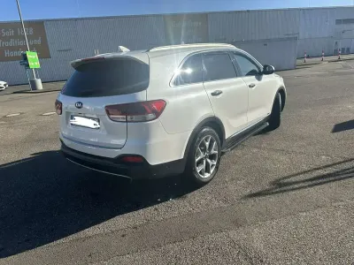 Używany Kia Sorento Platinum Edition 200 KM (147 kW) 2017 Biały SUV
