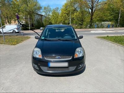 Usata Ford Fiesta 60 CV (44 kW) 2007 Nero Utilitaria