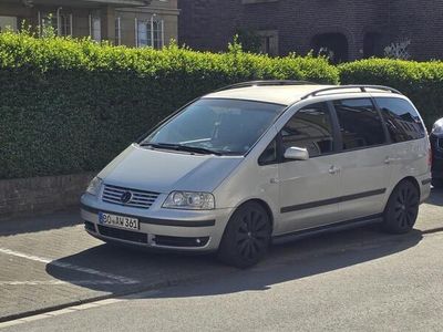 VW Sharan