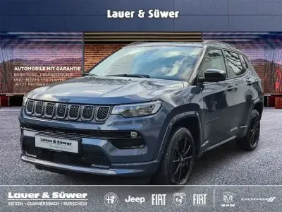 Gebraucht Jeep Compass 241 PS (177 kW) 2022 Blau SUV
