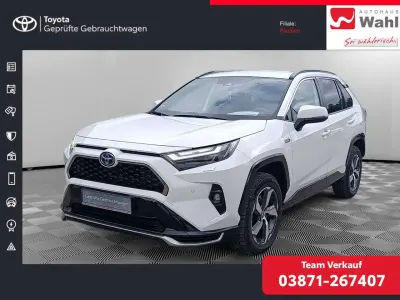 Gebraucht Toyota RAV4 Hybrid Basis 306 PS (225 kW) 2022 Super white 2 SUV