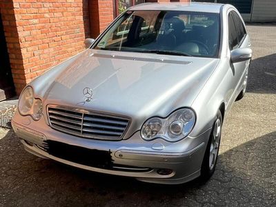 Mercedes C220
