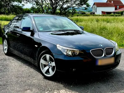 Gebraucht BMW 523 177 PS (130 kW) 2006 Blau Limousine