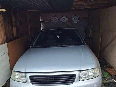 Silber Gebraucht 2003 Audi A3 Ambiente Limousine | 2.500 € (Fairer Preis)