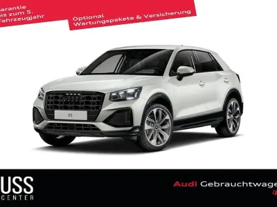 Używany Audi Q2 Advanced 150 KM (110 kW) 2025 Srebrny SUV