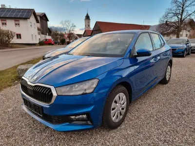 Gebraucht Skoda Fabia Selection 95 PS (69 kW) 2024 Blau Kleinwagen