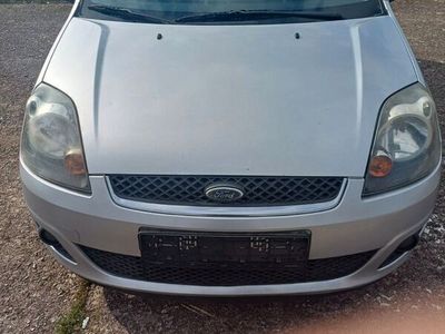gebraucht Ford Fiesta 1,4 16V Ghia tuv 3.25 auf Wunsch neu