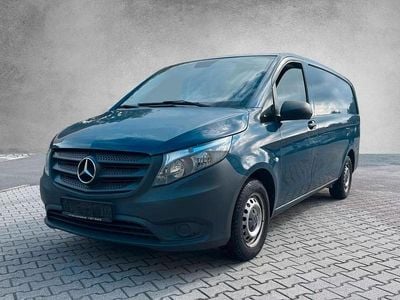 Gebraucht Mercedes Vito 88 PS (64 kW) 2015 Navyblau Van