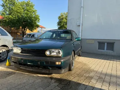 Używany VW Golf Cabriolet 90 KM (66 kW) 1995 Zielony Kabriolet