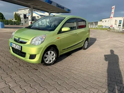 Brugt Daihatsu Cuore 60 HK (44 kW) 2009 Grøn Hatchback