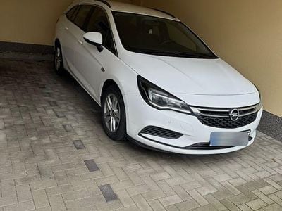 Gebraucht Opel Astra Innovation 136 PS (100 kW) 2017 Weiß Kombi
