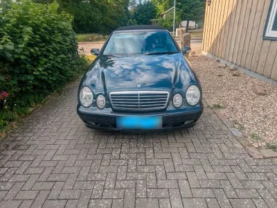 Gebraucht Mercedes CLK320 Avantgarde 218 PS (160 kW) 2000 Cabrio