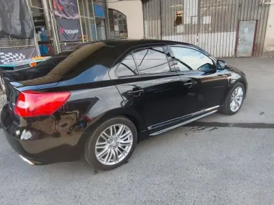 Gebraucht Suzuki Kizashi Sport 178 PS (130 kW) 2011 Schwarz Limousine