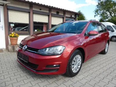 Używany VW Golf VII Comfortline 125 KM (91 kW) 2015 Czerwony Kombi