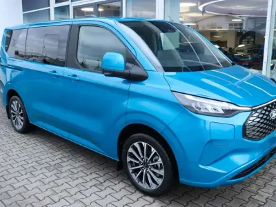 Neu Ford Tourneo Titanium X 160 kW (218 PS) 2026 Frozen white Van / Kleinbus
