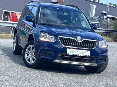 Gebraucht Skoda Yeti Active 105 PS (77 kW) 2015 Blau SUV