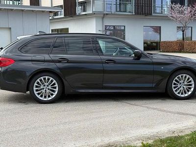 Usata BMW 530 Performance 265 CV (194 kW) 2019 Grigio Station wagon