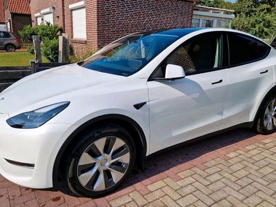 gebraucht Tesla Model Y Long Range aus Grünheide NP ca. 60.000 € Allwetter