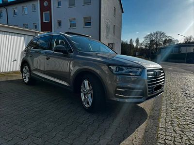 Gebraucht Audi Q7 S-Line 211 PS (155 kW) 2017 Grau SUV