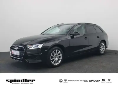 Gebraucht Audi A4 Basis 150 PS (110 kW) 2022 Mythosschwarz metallic Kombi
