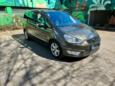 Gebraucht Ford Galaxy Titanium 140 PS (102 kW) 2012 Grün Van / Kleinbus
