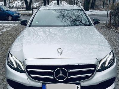 Silber Gebraucht 2019 Mercedes E300 Limousine | 27.690 € (Fairer Preis)