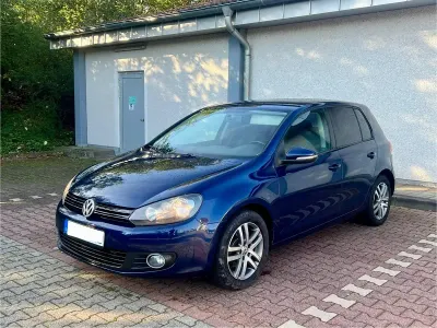 Gebraucht VW Golf VI 80 PS (58 kW) 2009 Blau Kleinwagen