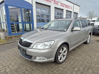 Gebraucht Skoda Octavia Elegance 140 PS (102 kW) 2013 Beige Kombi